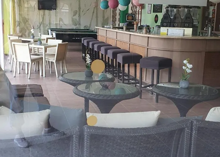 Royal Sun شقة فندقية 4*