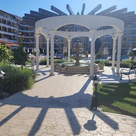 Апарт-отель Royal Sun 4*