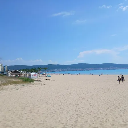 Royal Sun 公寓式酒店 阳光海滩