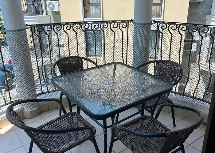 Royal Sun Ξενοδοχείο με διαμερίσματα 4*